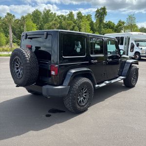 JEEP WRANGLER UNLIMITED ALTITUDE - 8