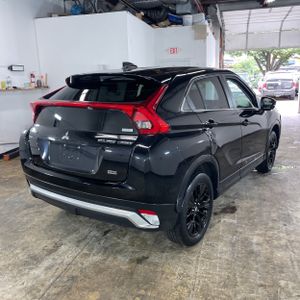 صورة 8 لـ 2018 Mitsubishi ECLIPSE CROSS LE