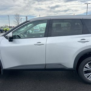 NISSAN ROGUE SV - 4