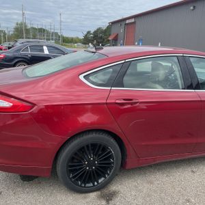 FORD FUSION SE - 9