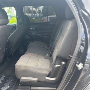 صورة 32 لـ 2023 Chevrolet TRAVERSE LT CLOTH