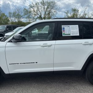 JEEP GRAND CHEROKEE ALTITUDE - 4