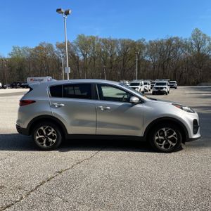 KIA SPORTAGE LX - 10