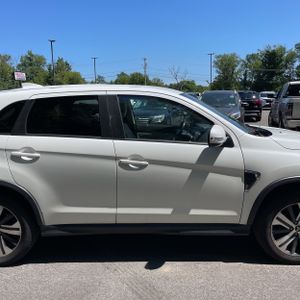 صورة 10 لـ 2021 Mitsubishi OUTLANDER SPORT SE