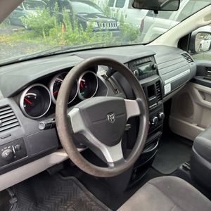 2009 Dodge GRAND CARAVAN SE — миниатюра 36