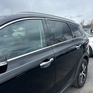 KIA SORENTO EX V6 - 2