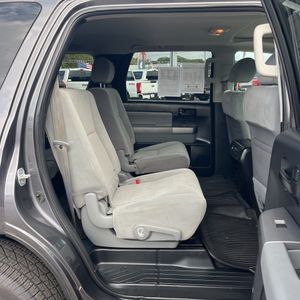 2015 Toyota SEQUOIA SR5 照片 35