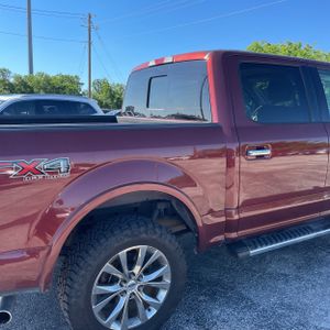 FORD F-150 LARIAT - 9