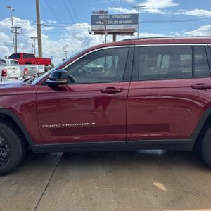 JEEP GRAND CHEROKEE L LIMITED - 4