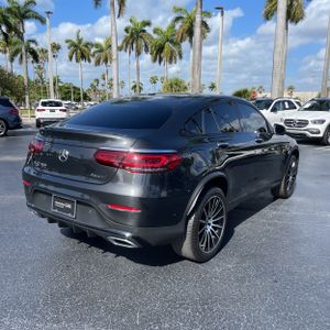 MERCEDES-BENZ GLC - 8