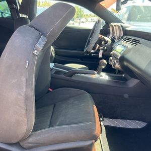 2011 Chevrolet CAMARO LT 缩略图 33