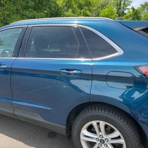 FORD EDGE SEL - 6