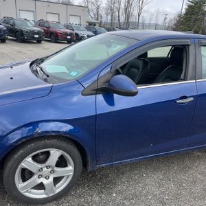 CHEVROLET SONIC LTZ AUTO - 2