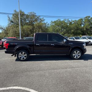 FORD F-150 PLATINUM - 10