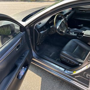 صورة مصغرة 32 لـ 2014 Lexus ES 350 BASE