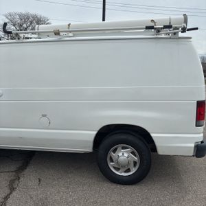 FORD E-SERIES E-250 - 6