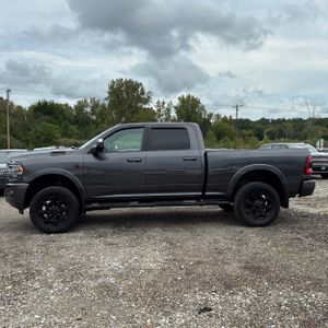 2021 RAM 2500 LARAMIE 照片 3