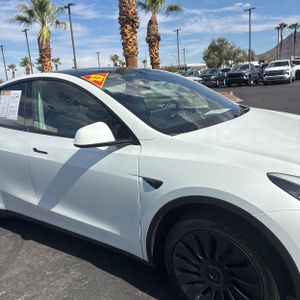 صورة مصغرة 13 لـ 2023 Tesla MODEL Y LONG RANGE