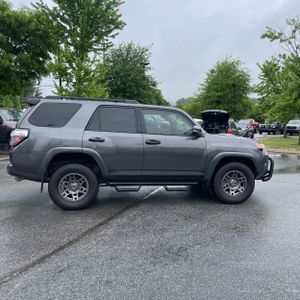 TOYOTA 4RUNNER - 10