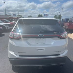 FORD EDGE TITANIUM - 7