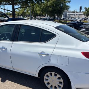 2014 Nissan VERSA SV — фото 6