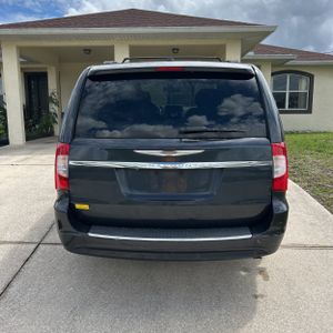 CHRYSLER TOWN & COUNTRY TOURING L - 7