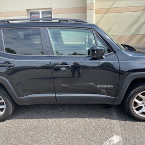 2018 JEEP RENEGADE LATITUDE — миниатюра 11