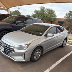 2020 Hyundai ELANTRA SE — фото 3