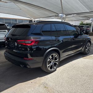 صورة 7 لـ 2022 BMW X5 SDRIVE40I