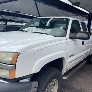 2004 Chevrolet SILVERADO 2500HD LS — фото 2