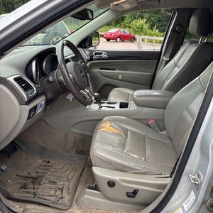 2011 JEEP GRAND CHEROKEE LAREDO 缩略图 32