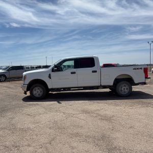 FORD F-250 SUPER DUTY XL - 3