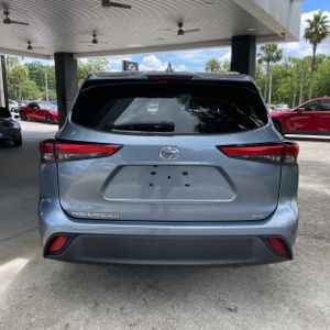 2022 Toyota HIGHLANDER XLE photo 6