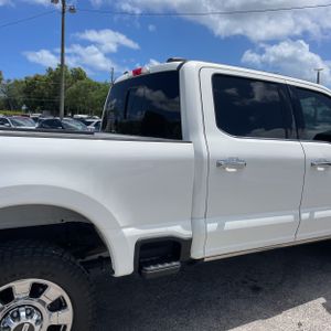 FORD F-250 SUPER DUTY LARIAT - 9
