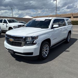 CHEVROLET SUBURBAN LT - 1