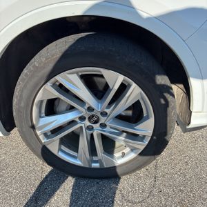 صورة مصغرة 20 لـ 2021 AUDI Q7 PREMIUM