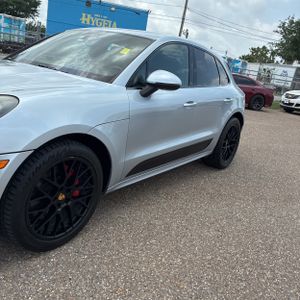 PORSCHE MACAN GTS - 2