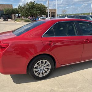 2012 Toyota CAMRY LE photo 9