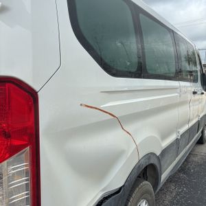 FORD TRANSIT-350 PASSENGER V. XLT - 9
