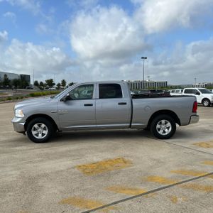 2022 RAM 1500 CLASSIC TRADESMAN 照片 3