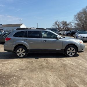 SUBARU OUTBACK PREMIUM - 9