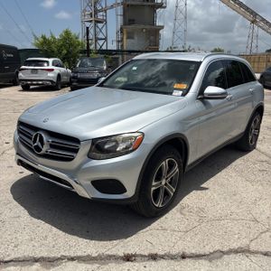 2016 Mercedes-BENZ GLC photo 1