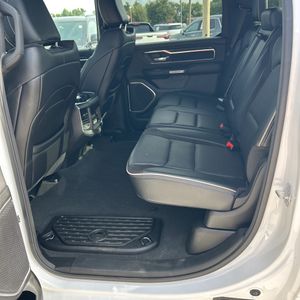 صورة مصغرة 34 لـ 2023 RAM 1500 LARAMIE