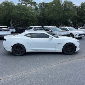 2016 Chevrolet CAMARO LT photo 10