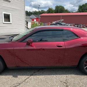 صورة 4 لـ 2017 Dodge CHALLENGER R/T