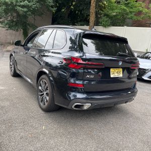 صورة 5 لـ 2024 BMW X5 XDRIVE40I