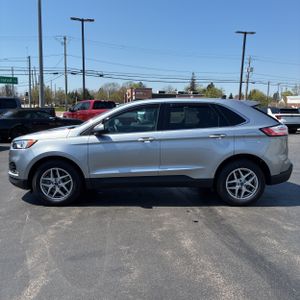 FORD EDGE SEL - 3