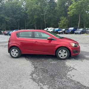 صورة 10 لـ 2014 Chevrolet SONIC LT AUTO