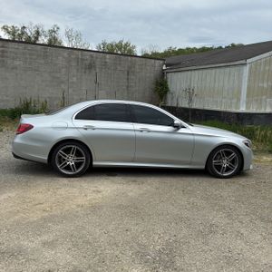 MERCEDES-BENZ E-CLASS - 10