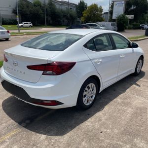 2020 Hyundai ELANTRA SE photo 7